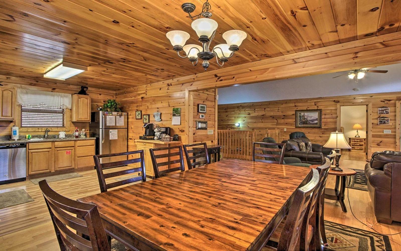فيلا Gatlinburg Mountain Heaven Retreat المظهر الخارجي الصورة