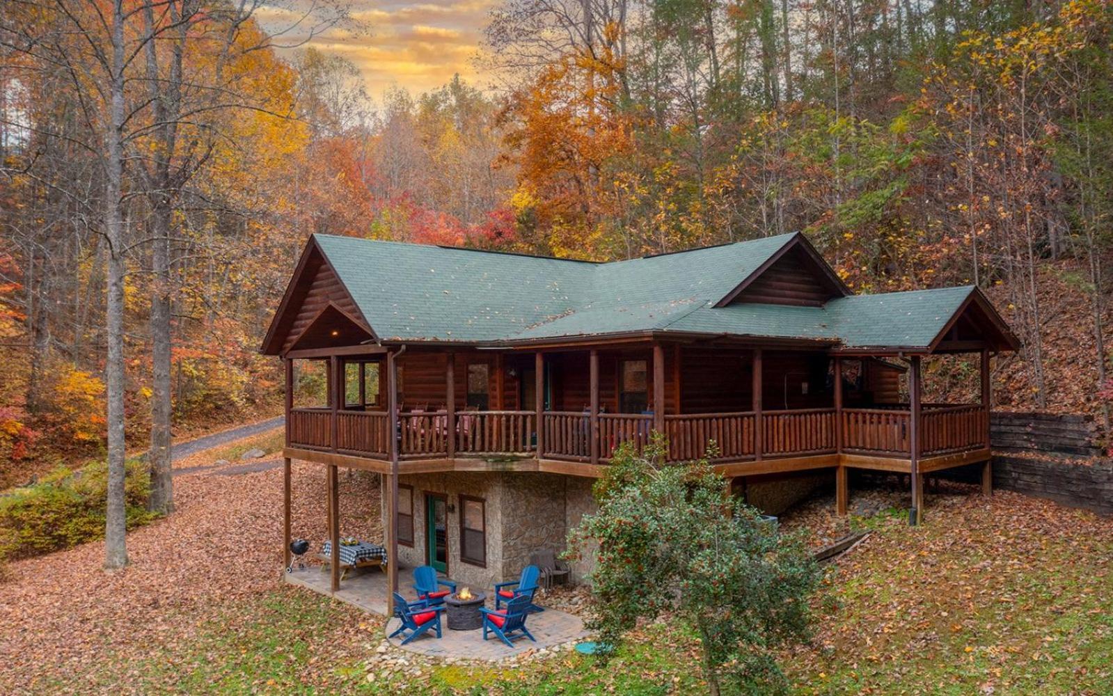فيلا Gatlinburg Mountain Heaven Retreat المظهر الخارجي الصورة